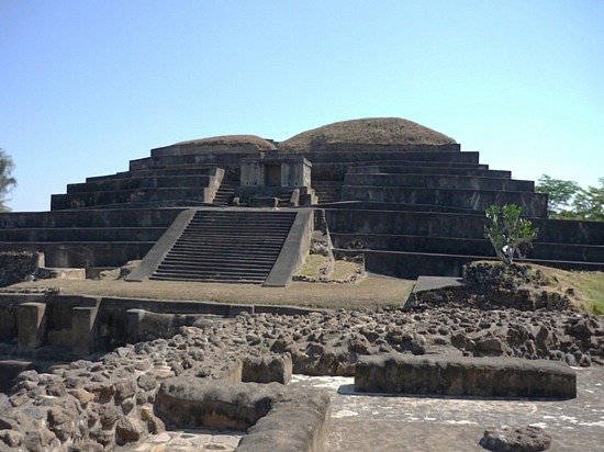 Attraits touristiques en El Salvador : Tazumal (Pyramid)