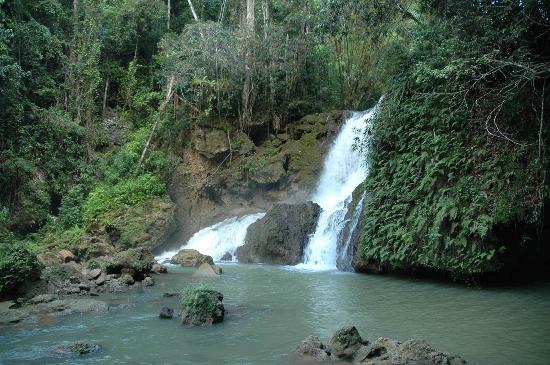 Attraits touristiques en Jamaïque : YS Falls